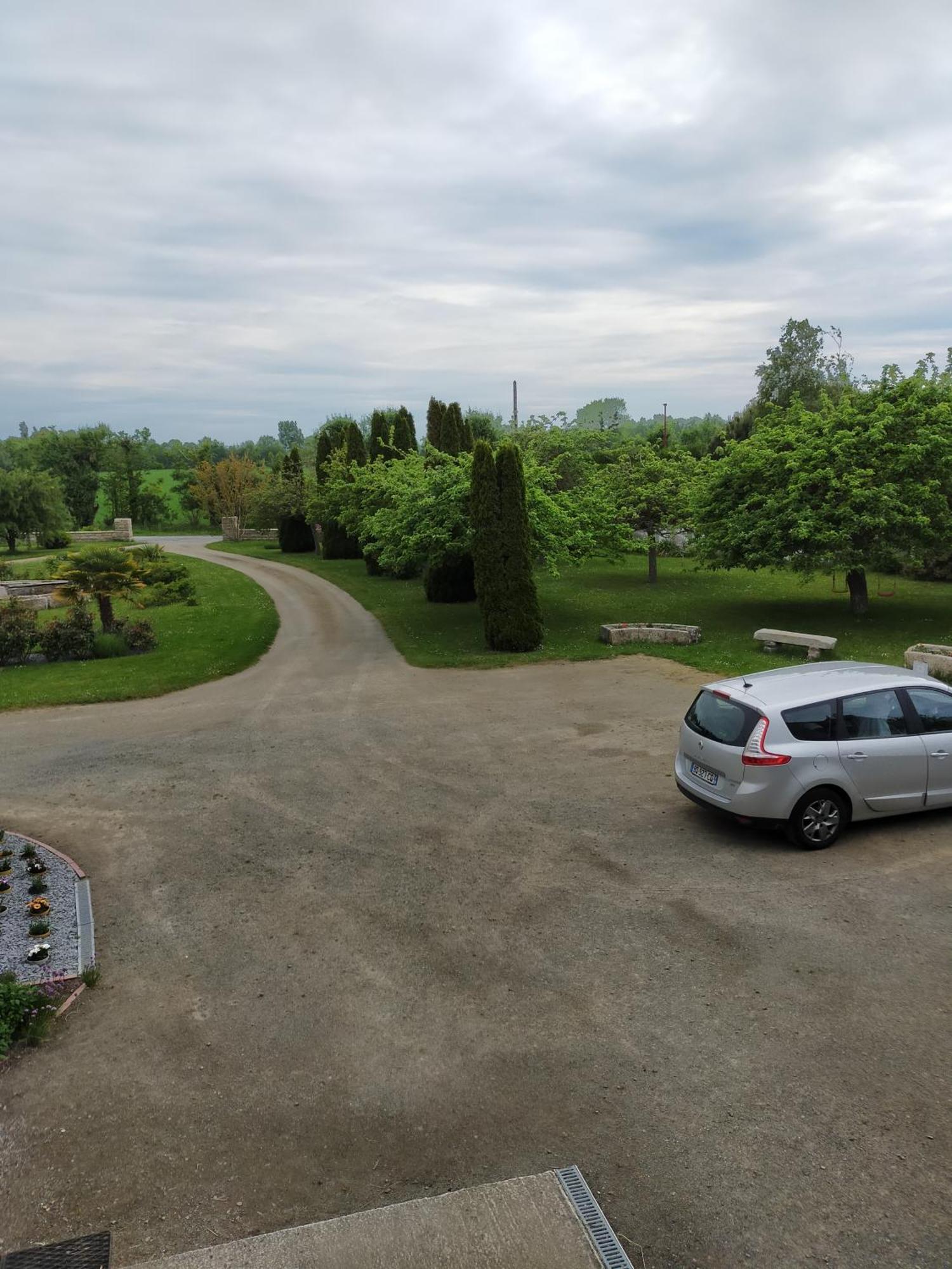 Petit Châtelet bis Hirel Buitenkant foto