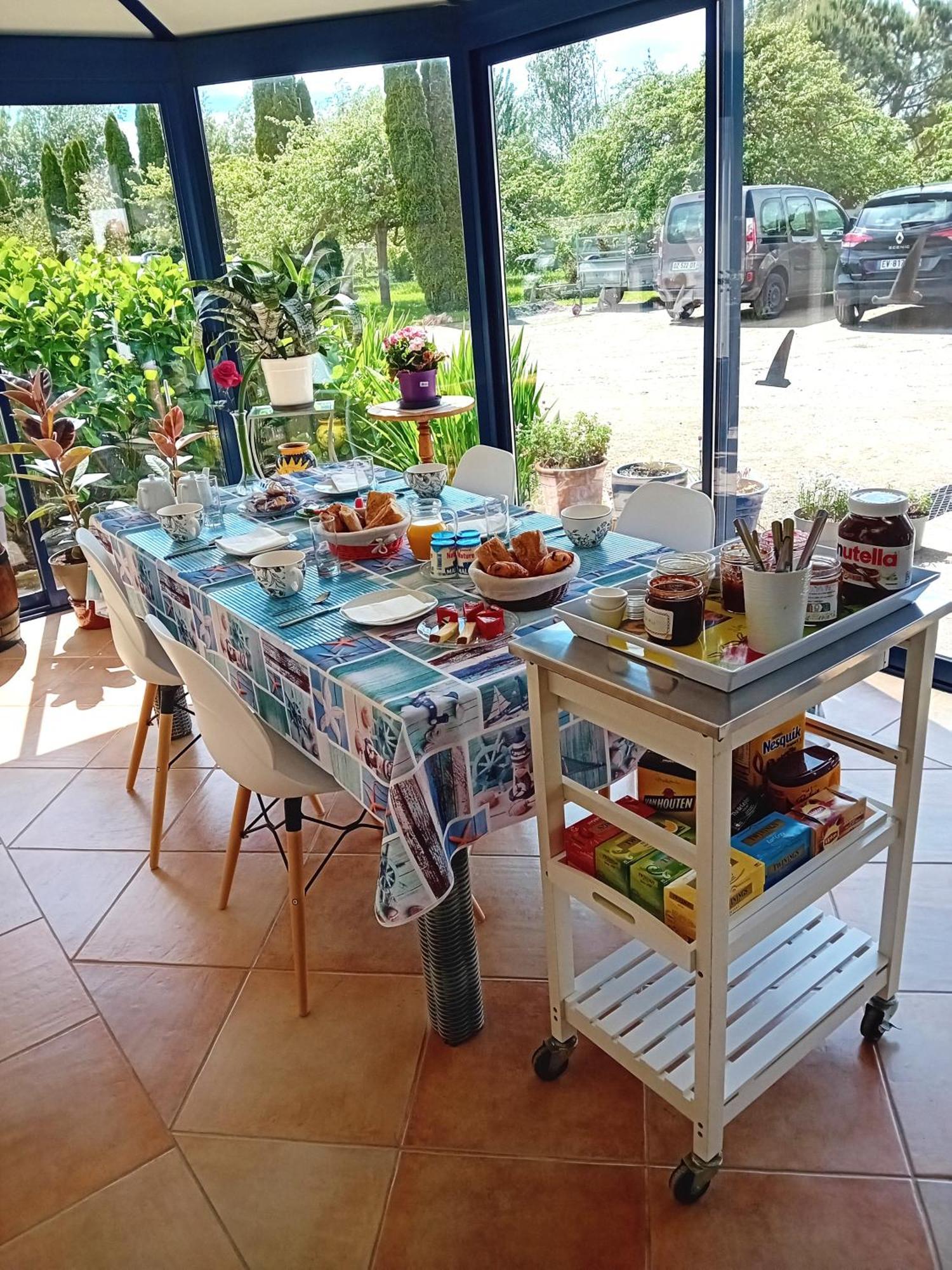 Petit Châtelet bis Hirel Buitenkant foto
